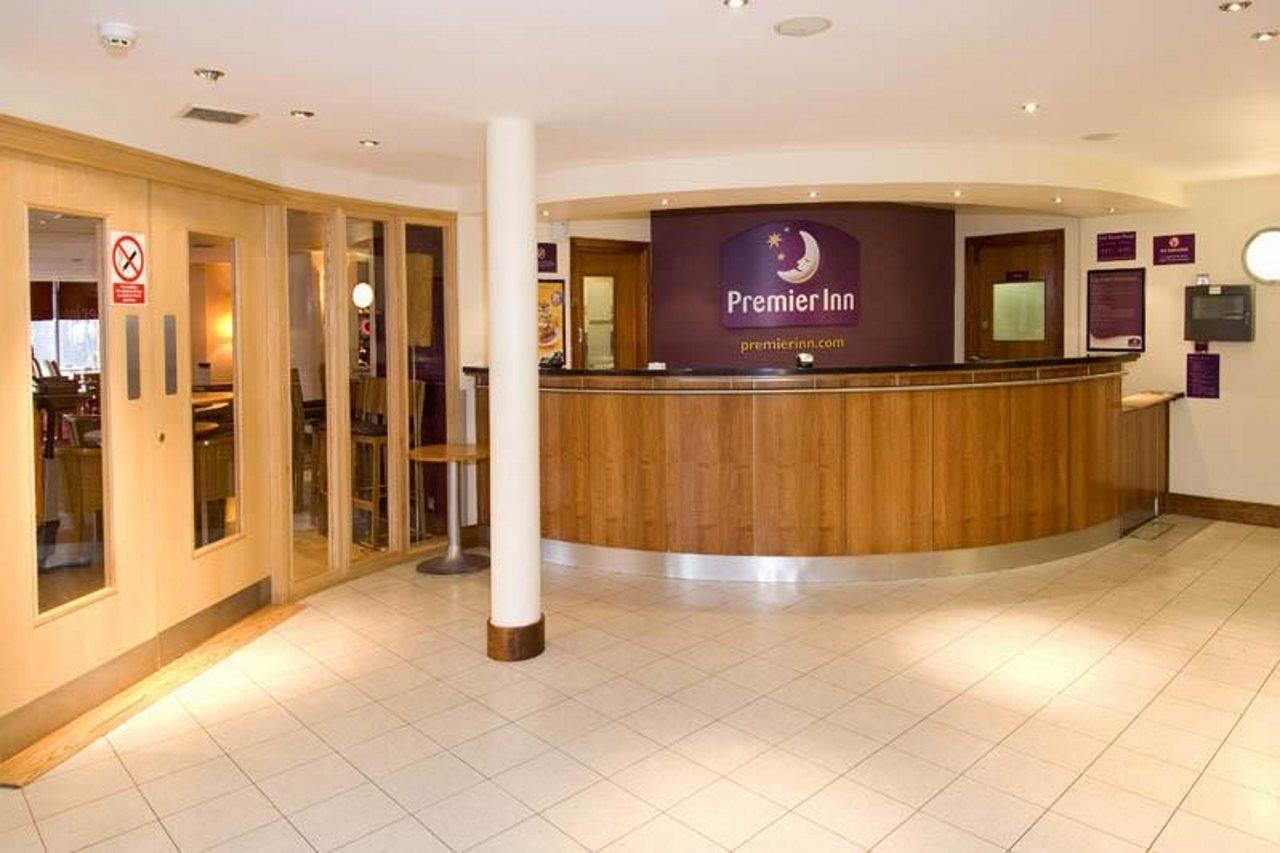 Premier Inn Nottingham Arena Экстерьер фото